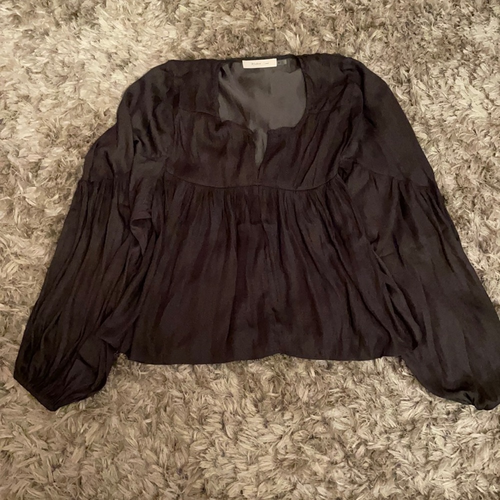 Mustard seed. Grey blousy top size M